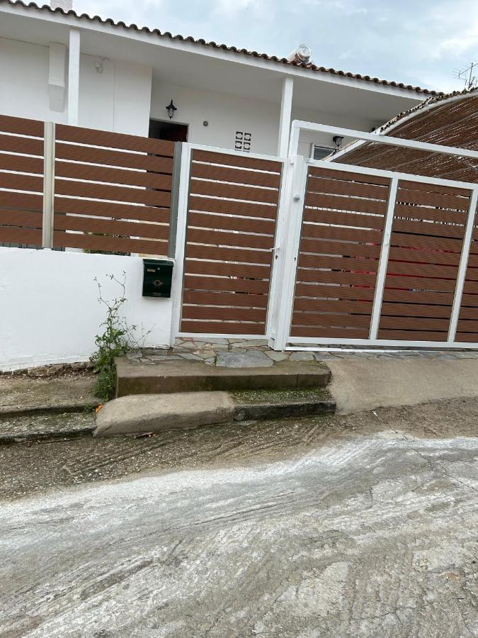 Agapis Residence Kalivia Thorikou Exterior foto